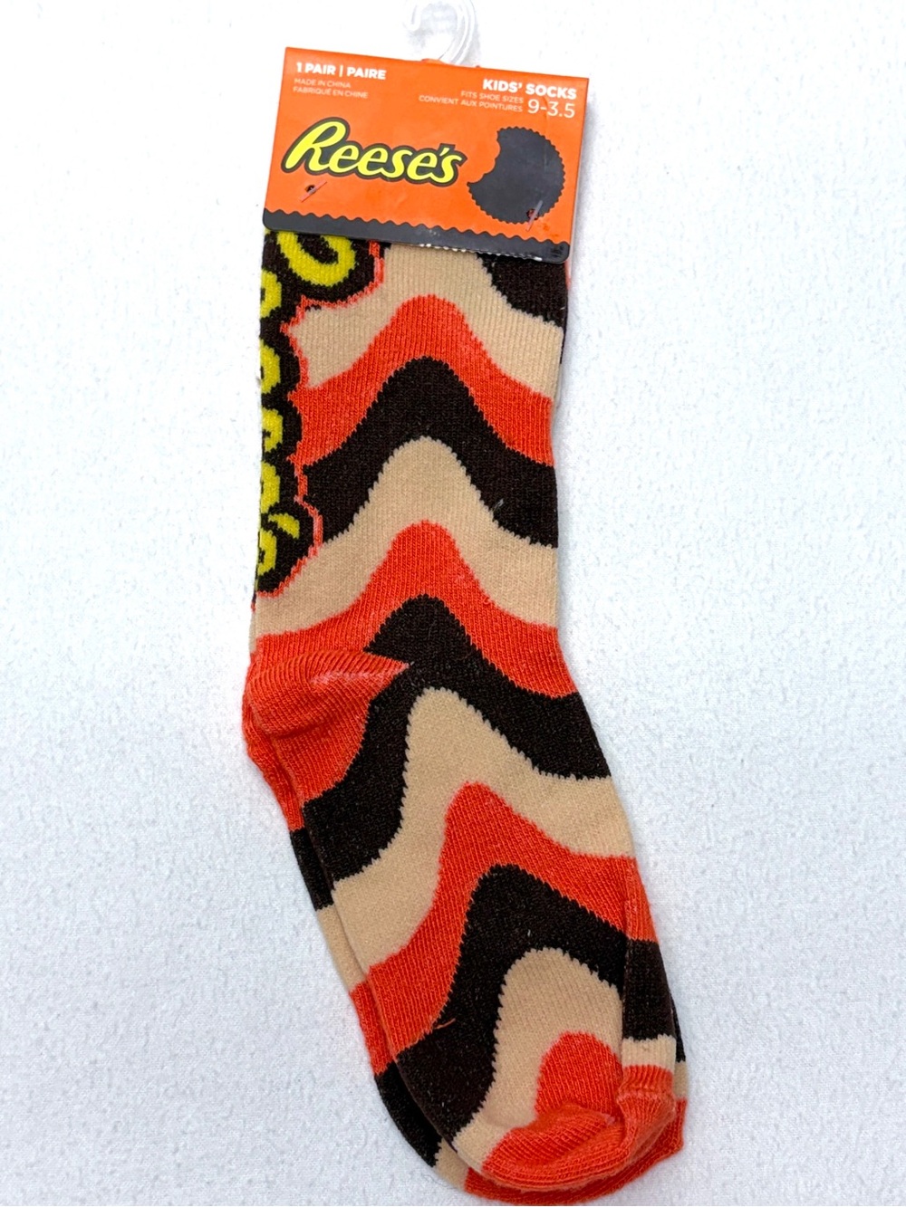 Reese's Peanut Butter Cup Kids Socks NWT Novelty Crew Size 9 3.5